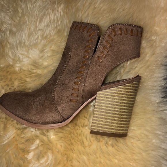 Booties - Picture 2 of 4